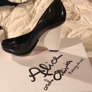 Alice and Olivia Patent Leather Black/White Pumps